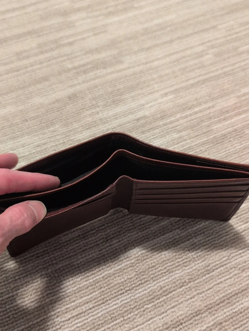 Classic Brown Leather Bi-Fold Wallet